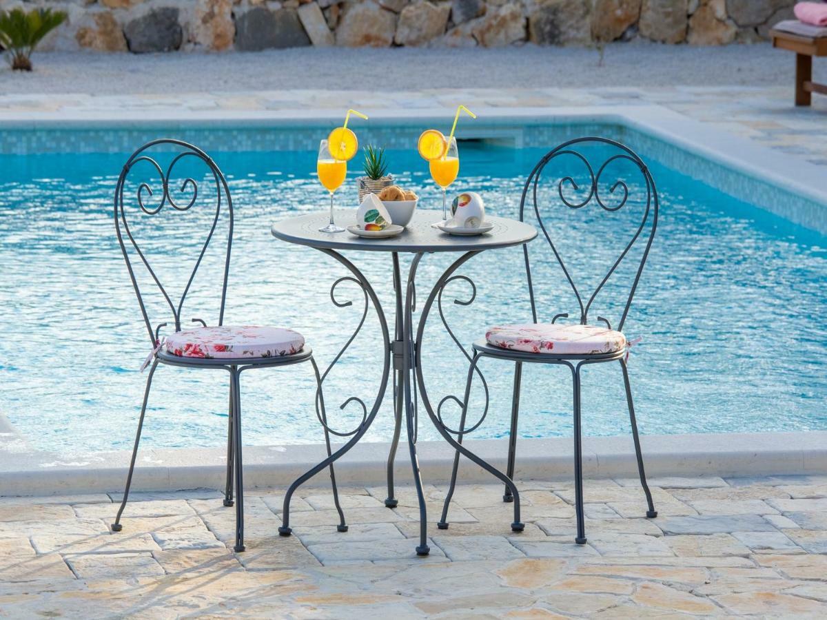 Holiday Home Iva With Pool Сукошан Экстерьер фото
