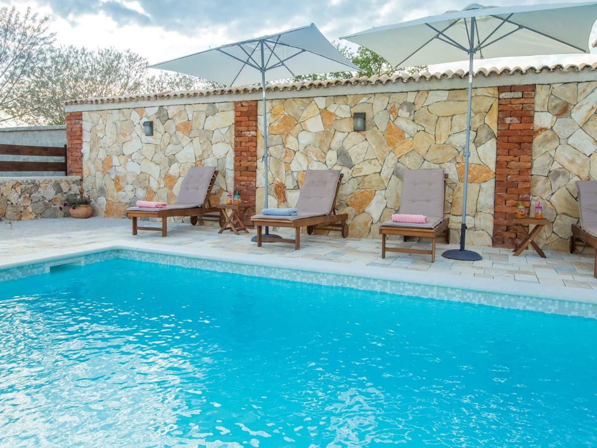 Holiday Home Iva With Pool Сукошан Экстерьер фото
